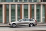 Volvo V60 D4 Momentum 2018 года (WW)